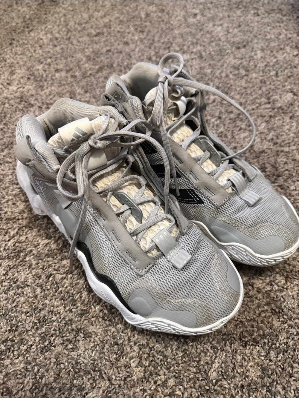 adidas Exhibit B Mid Basketball Shoes Women's Size 8 Gray Athletic Sneakers